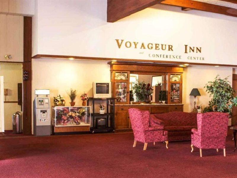 Voyageur Inn And Conference Center Reedsburg Esterno foto